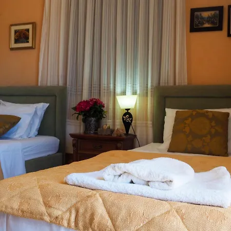 Antikleia 빌라 헐소니소스