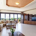 Villa Antikleia *